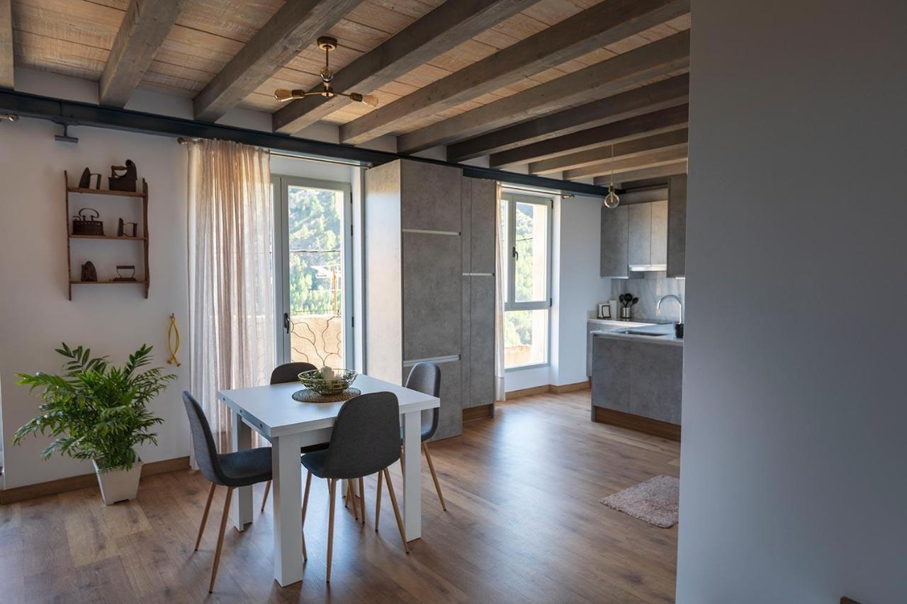 Domus Lapidis - El Estudio Богарра Экстерьер фото